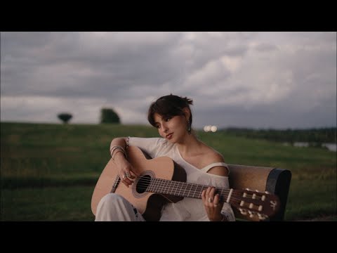 Andrea Bejar - Sunlight (Official Music Video)