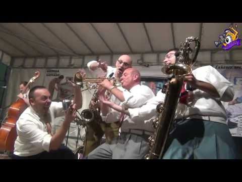 ▲Jumpin Up - Live at Vintage Roots Festival 2013