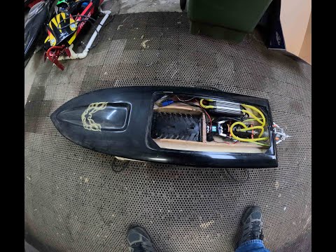 10S RC Boat build 35" Delta Force with Arenson drive part 2