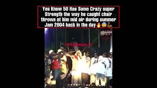 Download lagu When 50 Cent Caught Chair Thrown At Him in Mid-Air During Summer Jam 2004 mp3