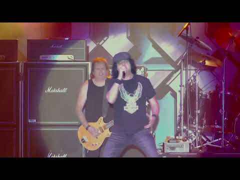 Thunderstruck: America's AC/DC - Thunderstruck (Live) - Pro Shot