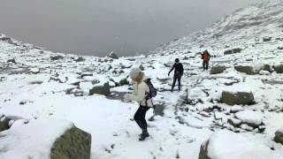 preview picture of video 'Snow Encounter - Hiking to Trolltunga - Norway'