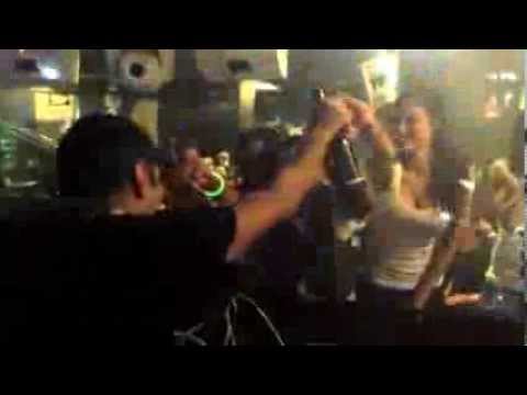 Omid 16B LIVE at Le Bonk | Helsinki (21.09.13)