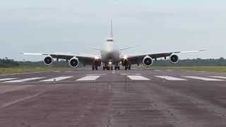 preview picture of video 'Cargolux Boeing 747-8F em Manaus'