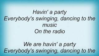 Supremes - Havin' A Party Lyrics