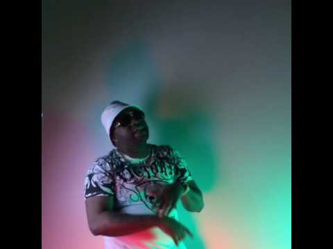 Trap luv ft cheeks money video shoot preview AVENUE ELZ