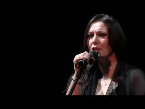 Dominika Świątek, Pieśń o chmurze nocą, Bertolt Brecht