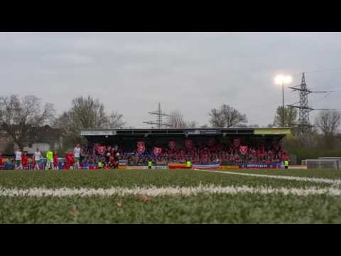Einlauf SpVg Schonnebeck - KFC Uerdingen (29.03.2017)
