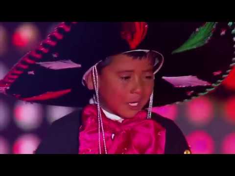 Óscar sings 'La Mochila Azul' of Belmaro Bermúdez   La Voz Kids   Blind Audition
