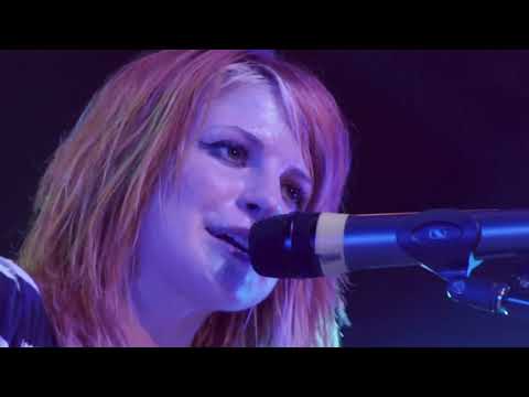 Paramore - When It Rains (Live from The Final RIOT!)