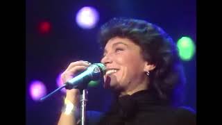 zu SARA PERCHE TI AMO jetzt Video ansehen SARA PERCHE TI AMO jetzt Video ansehen