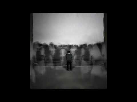 Istgahe Shahre Yakh (Official Audio)