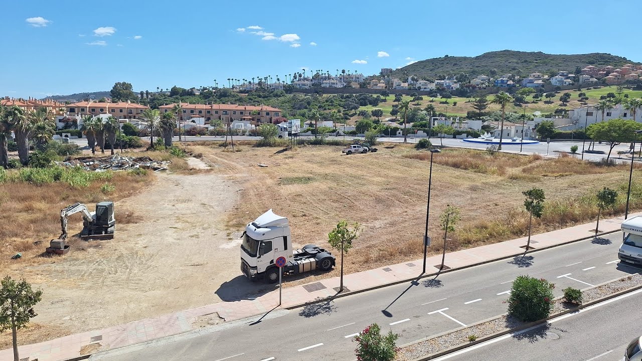 Infraestructura y Obras habilita una zona de aparcamientos de 10.000 m²