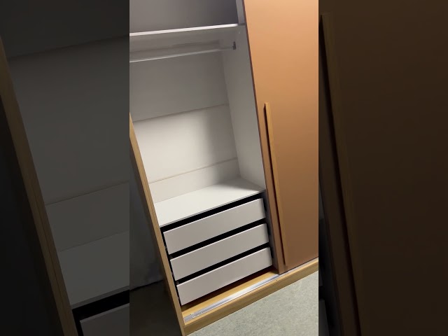 Guarda-Roupa Casal Senna 3 Portas 6 Gavetas com Espelho Preto - Maxel