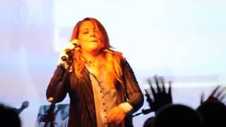 Noemi - Fammi Respirare Dai Tuoi Occhi (live@New Age) [22/22]