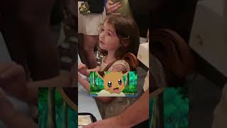 You Wont BELIEVE What She Pulls!😱 #vendorpov #pokemoncards