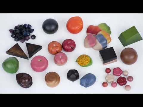 美術学科 【専攻紹介】美術工芸学部・工芸専攻 ＜漆芸分野＞ 　沖縄県立芸術大学