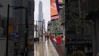 Awesome View of Dundas Square Toronto