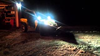 preview picture of video 'Plowing slush with commander, led lights'