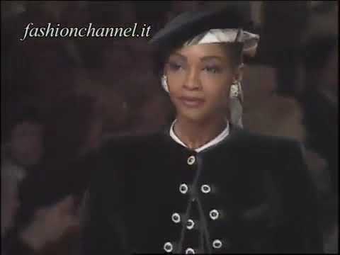 "Yves Saint Laurent" Autumn Winter 1991 1992 Paris 1