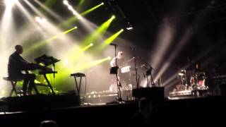 Bonobo - Prelude & Kiara (The North Borders Live at Alexandra Palace)