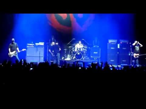 Pennywise - Bro Hymn (HD) (Live @ Heineken Music Hall, Amsterdam, 13-11-2014)