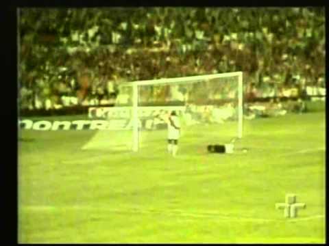 1978 (May 1) Brazil 3-Peru 0 (Friendly).mpg