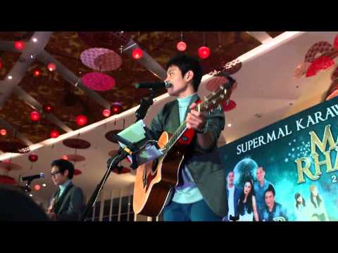 MELEBUR BEDA @TheFinestTree Live at @Supermal_Krwci