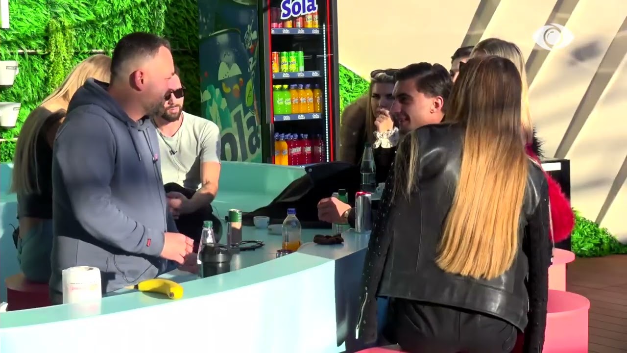 Ke për ti parë nervat e mia…/ Juela diskuton me Lornën