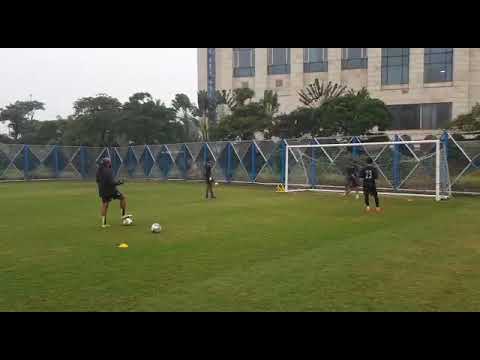 Air balls and then a shot on the Goalkeeper for confidence.