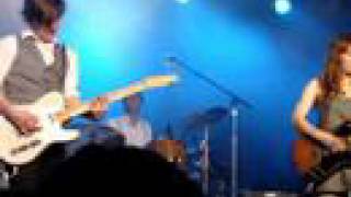 Rilo Kiley performing &#39;Pictures Of Success&#39;