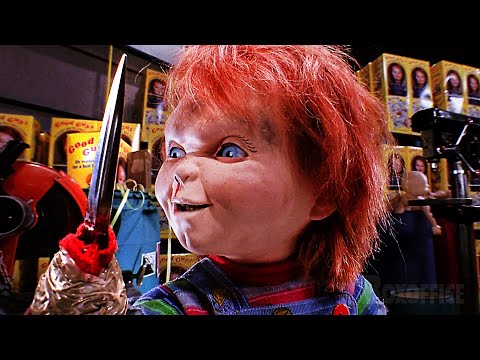 Escena COMPLETA de Chucky en la fábrica de juguetes | Chucky: el muñeco diabólico 2