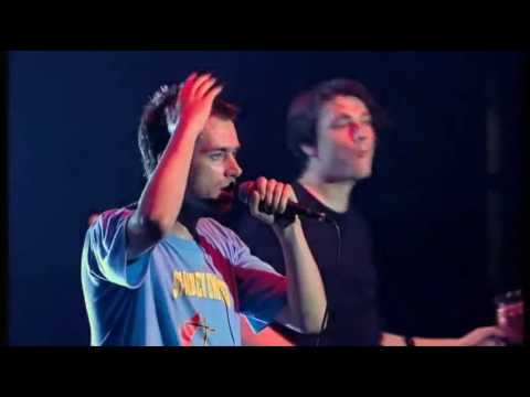 Blur - Song 2 live at Wembley Arena 1999