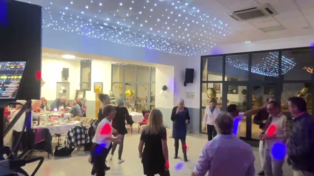 Repas dansant et soirée familiale · piste