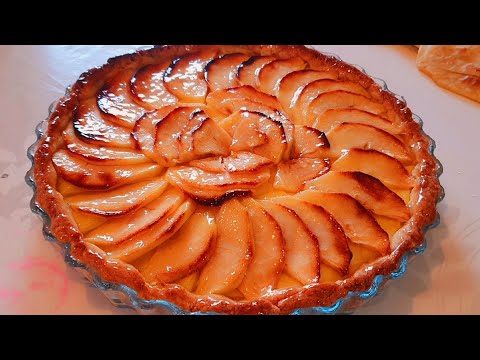 Apple Tart with Pastry Cream