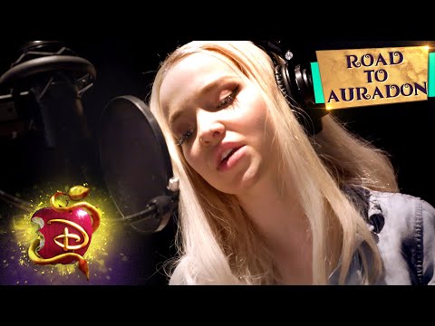 Good To Be Bad 💥| Road to Auradon | Descendants 3