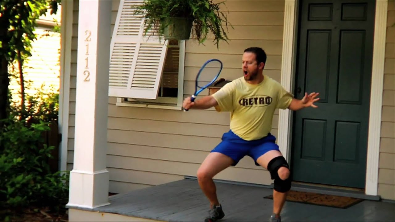 Miniature de la vidéo Half Empty Trailer du film Half Empty