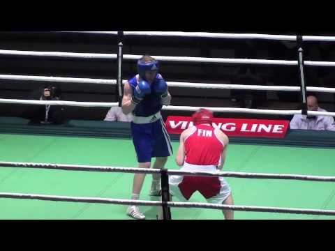 Antti Hietala, FIN (pun) vs Max van der Pas, NED (sin)