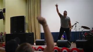 American Idol alum Josh Gracin plays for the troops overseas on July 4th
