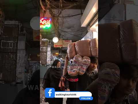 Lahore's Legendary Shah Alam Market: A 4K Exploration of Bargains & Beauty - Walking Tourist 4K