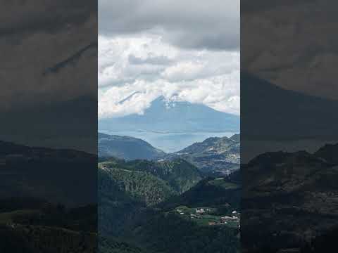 Panajachel lago, observandola desde el mirador de Solola ❤️