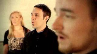 Richard Armitage vs str8voices - Far over the Misty Mountains Cold (DJ Phoenix Remix)