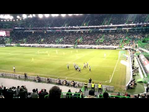 13/14 - Sporting 4 - 0 Paços de Ferreira - William a inaugurar o marcador!