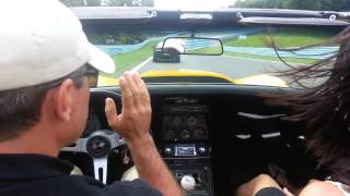 preview picture of video 'Drive the glen in a Corvette Stingray'