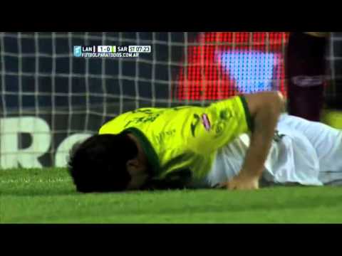 El palo se lo negó a Luna. Lanús 1-0 Sarmiento. Fecha 30. Primera División 2015. FPT