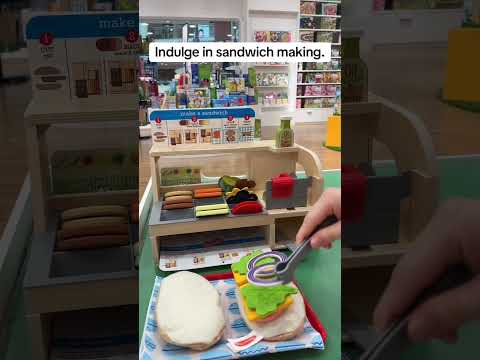 Your sandwich, your taste 🥪 @melissaanddoug #janieandjoe #toys #wooden #pretendplay #wooden