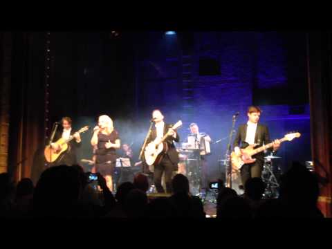 The Feeling & Sinéad Quinn - Fairytale of New York (Criterion Theatre, 14/12/14)