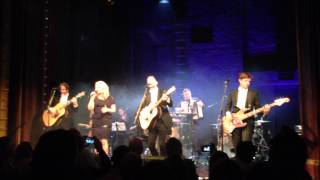 The Feeling & Sinéad Quinn - Fairytale of New York (Criterion Theatre, 14/12/14)