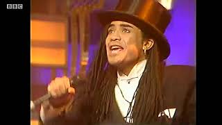 Milli Vanilli  -  Baby Don&#39;t Forget My Number  -  TOTP  - 1989