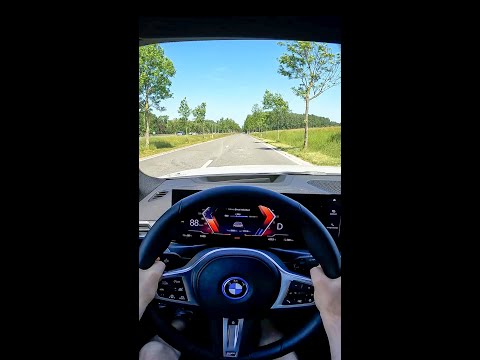 Thumbnail for 2023 BMW i4 eDrive40 Acceleration 0-100 #Shorts by BMW i4